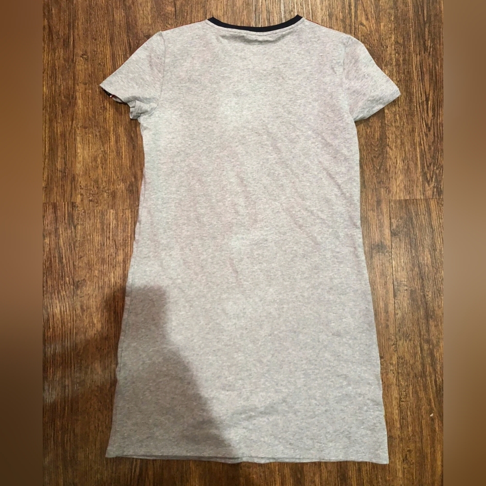 Tommy Hilfiger Gray T-Shirt Dress - Picture 11 of 12